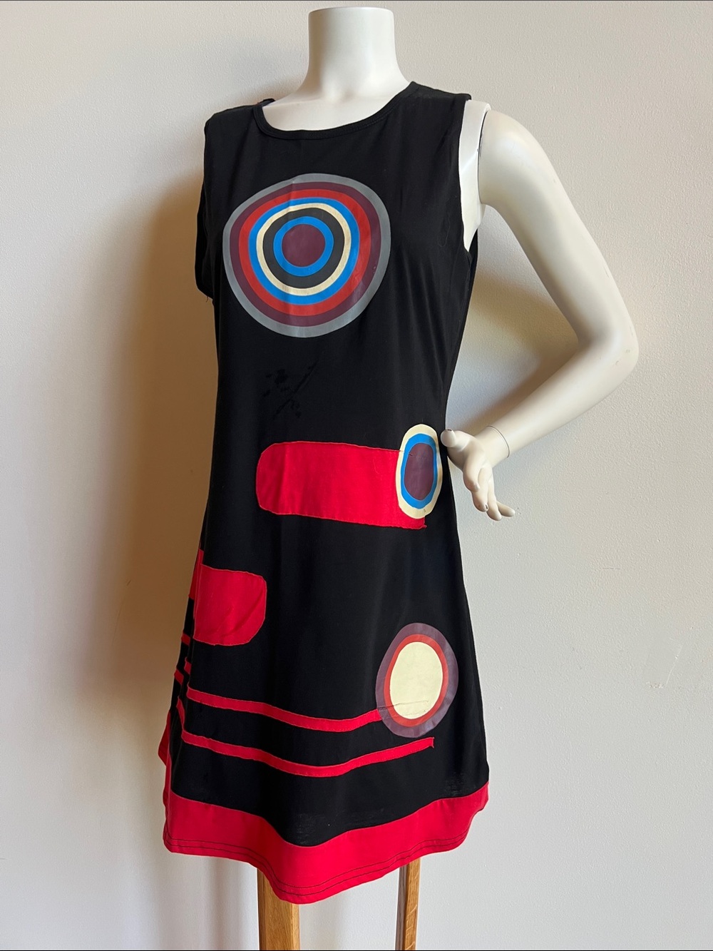 Papillon Blanc Black Shift Dress with Red & Multi-Color Circles